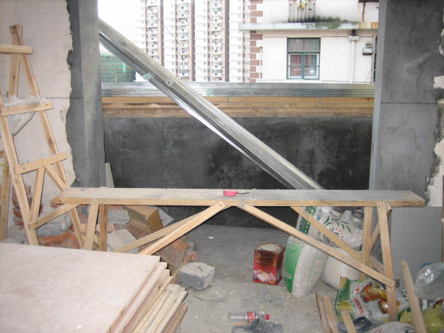 又一个凳子.jpg
