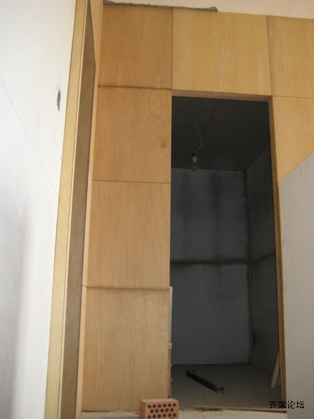 两间储藏室的隐门门套2.jpg
