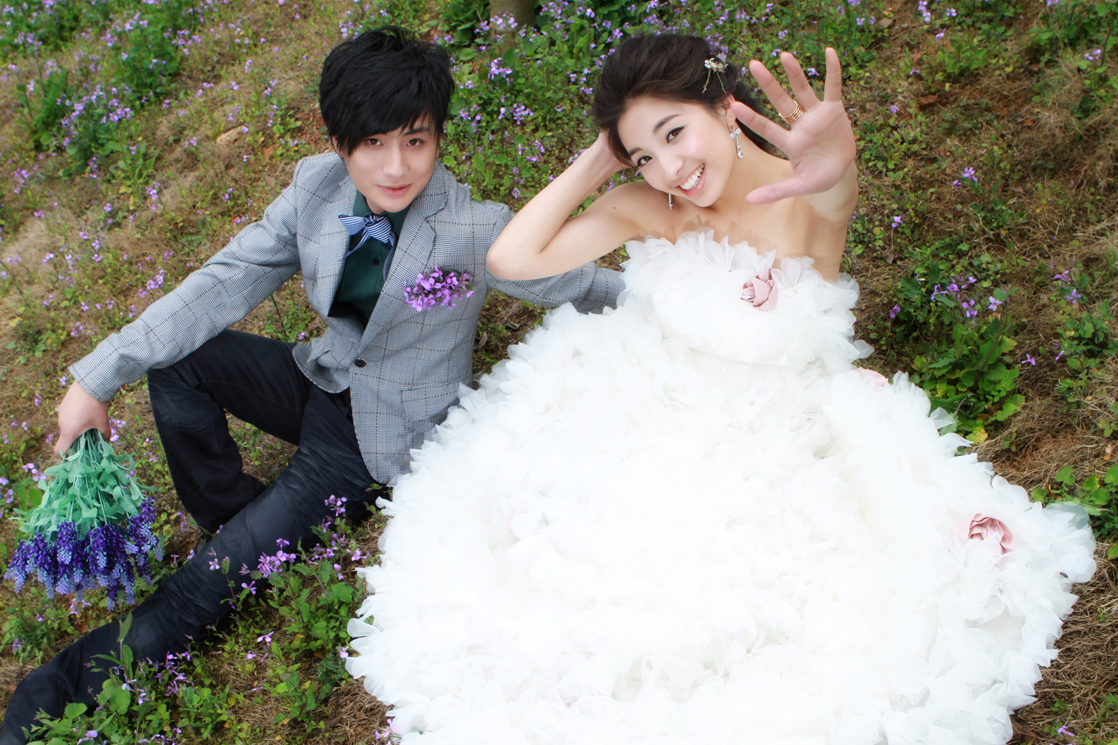 刚拍的婚纱照哦,<em>姐妹来</em>看看哦