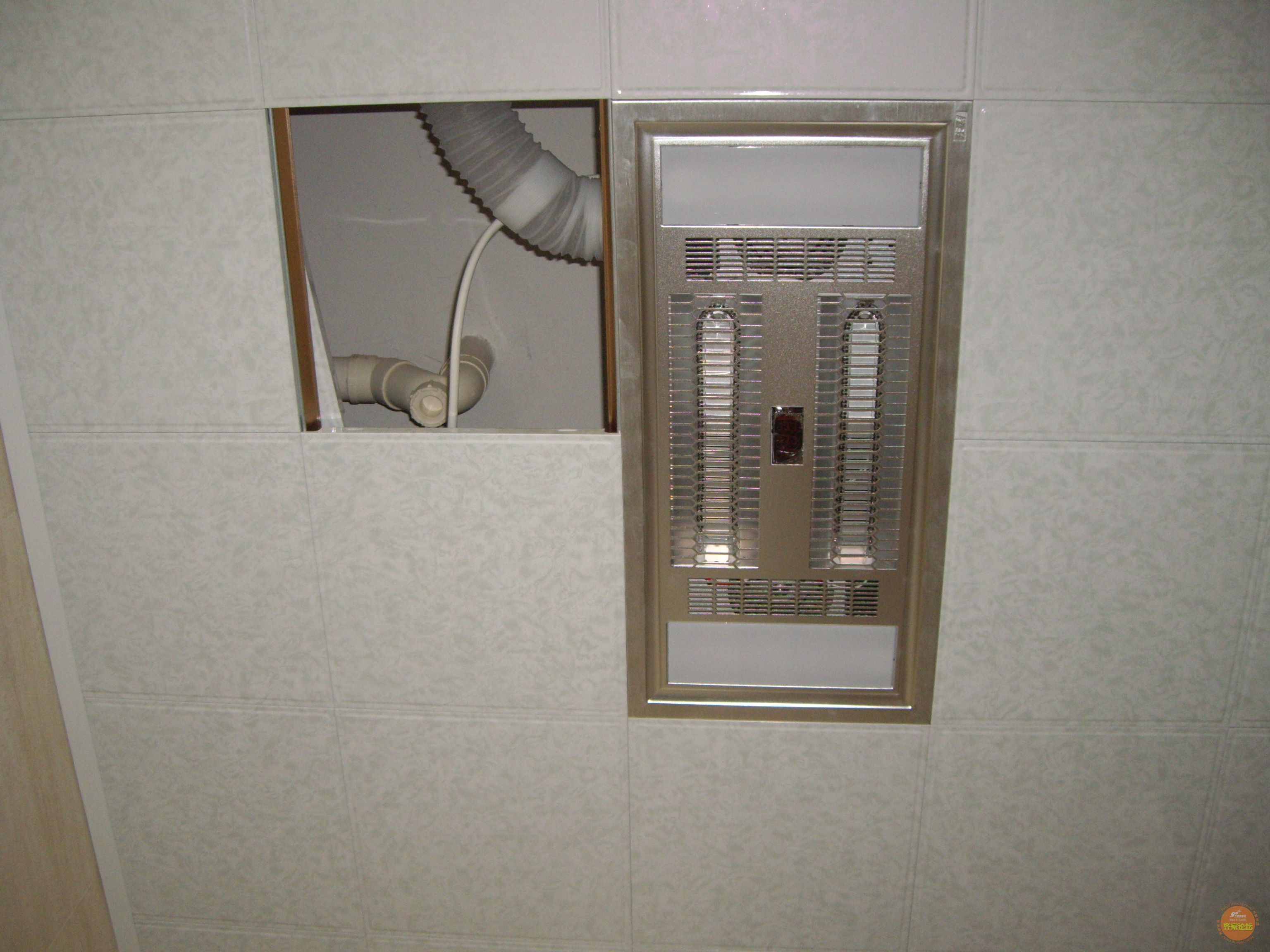 ...意.因为热水器和厨房电器还未装,本次各空间都留有活动扣板